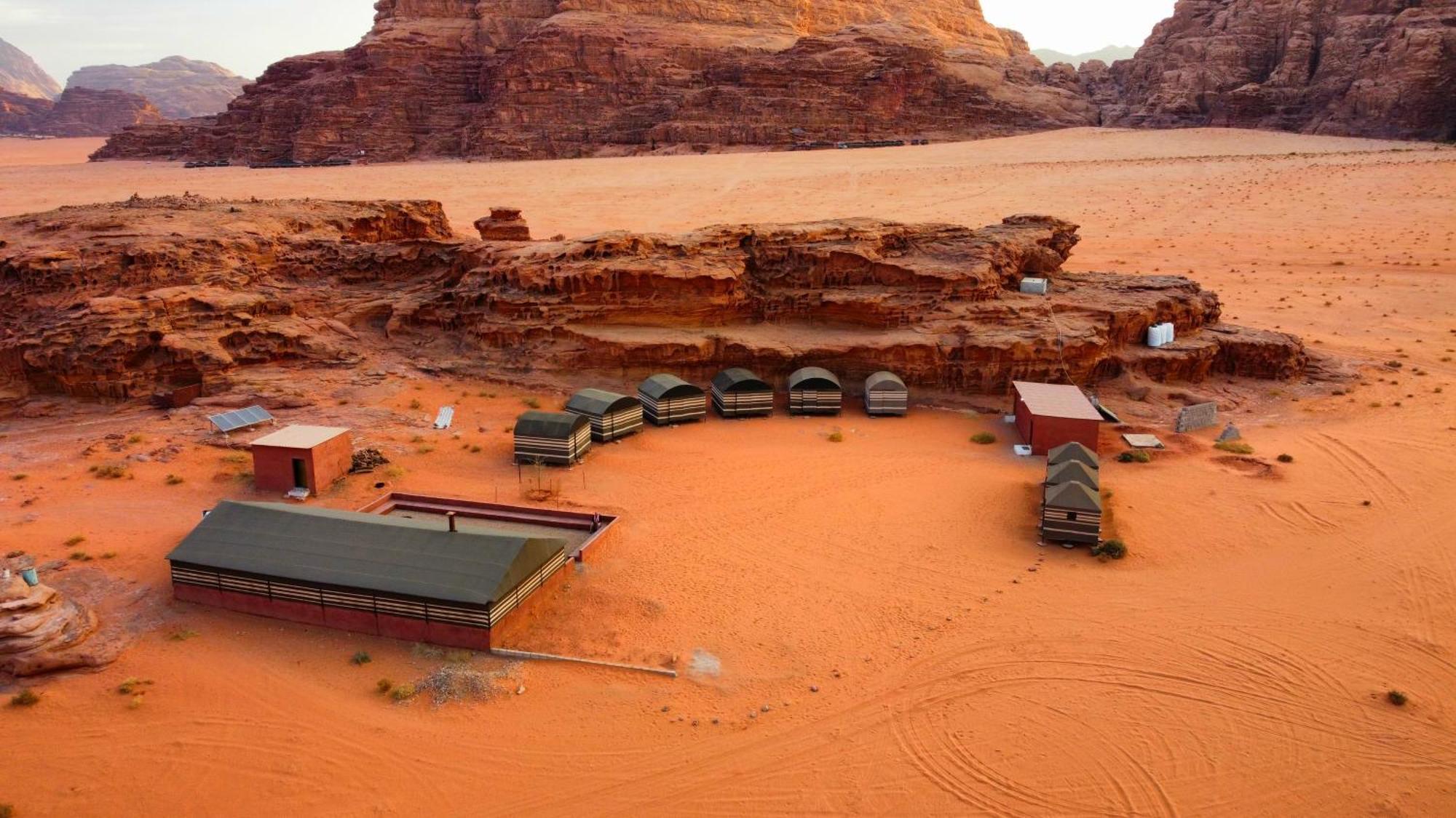 Wadi Rum Local Guide Camp Luaran gambar